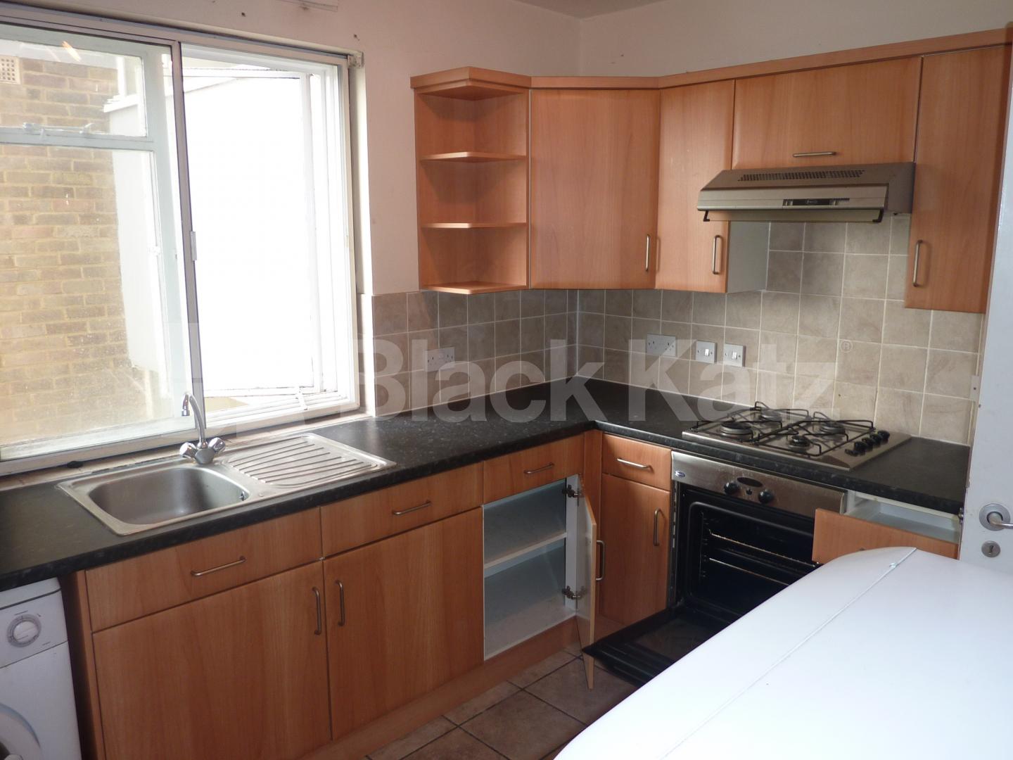 			2 Bedroom, 1 bath, 1 reception Flat			 Pemberton Gardens, HOLLOWAY